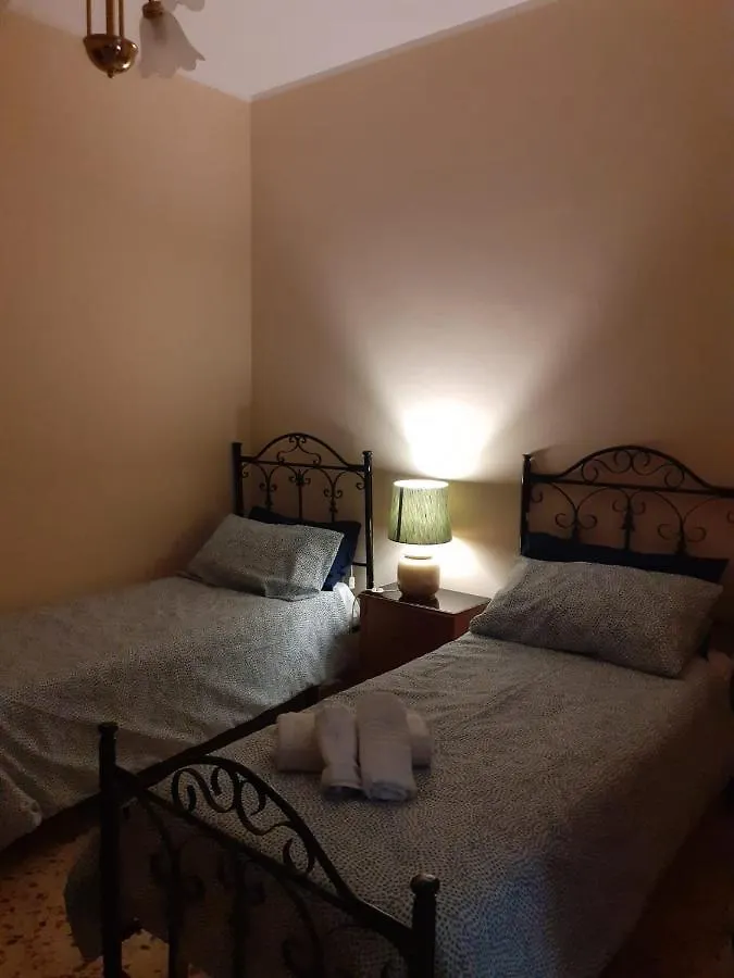 A Due Passi Dal Centro Villa Mazara del Vallo 0*,